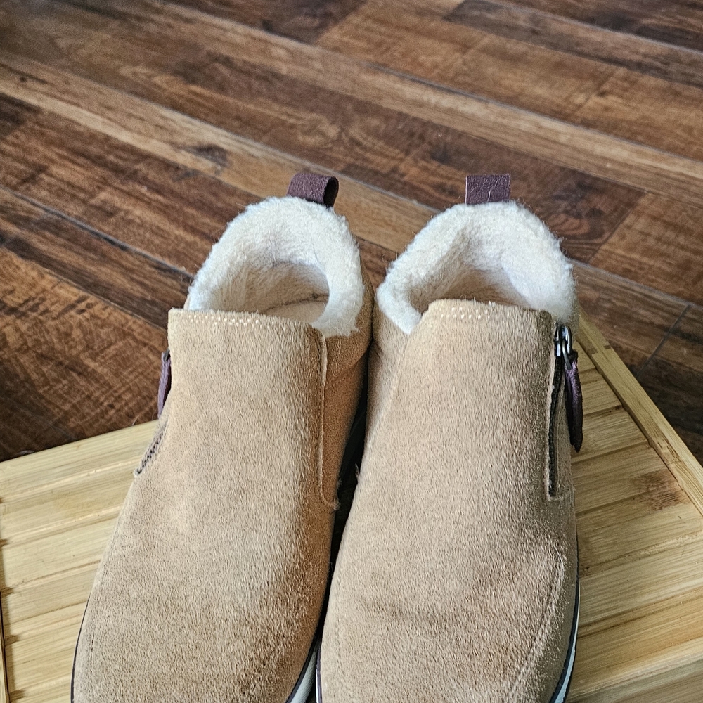 BearPaw Tan Ankle Booties